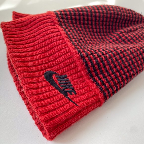 Foldable vintage Nike beanie - Picture 6 of 6